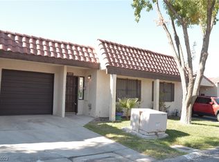 5609 Hobble Creek Dr, Las Vegas, NV 89120