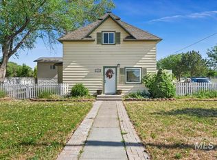 1390 E 6th St S, Mountain Home, ID 83647