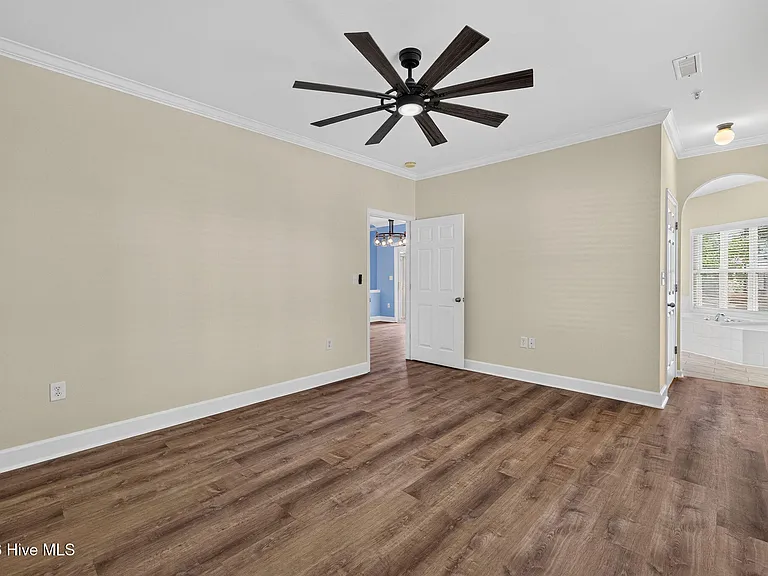 3901 Botsford Ct #101 — Photo 24