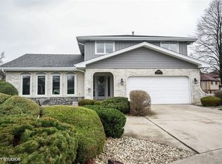 8668 Thistlewood Ln, Orland Park, IL