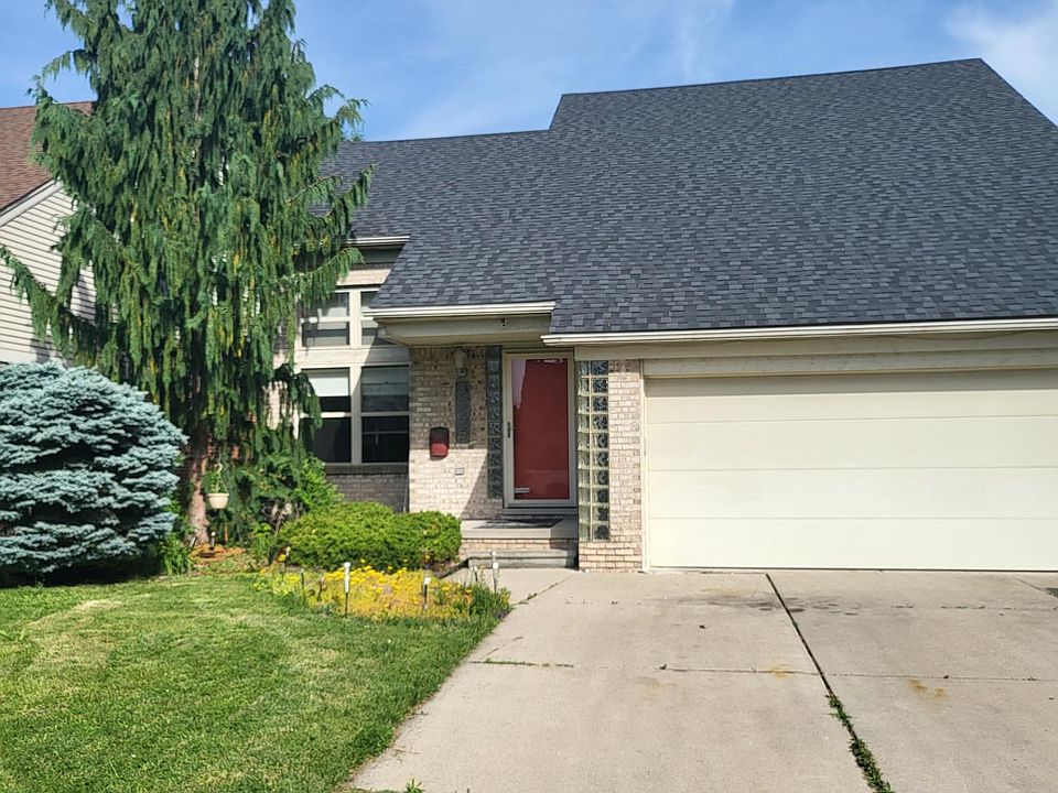 1st image of 3355 Willow St