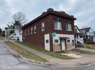 901 E 7th St #B, Duluth, MN 55805