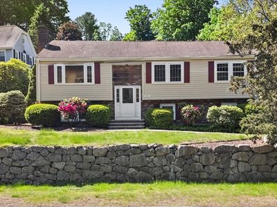 547 Summer Ave, Reading, MA, 01867