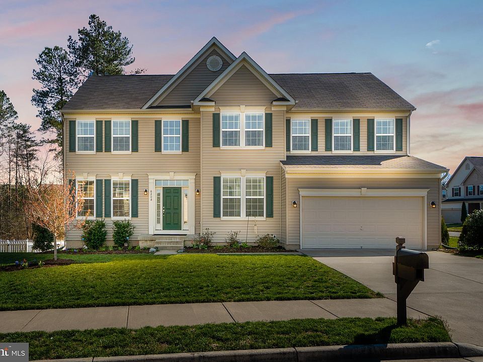 1st image of 6208 Woodhue Ct