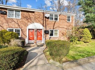 226-49 Kingsbury Ave #B, Oakland Gardens, NY 11364