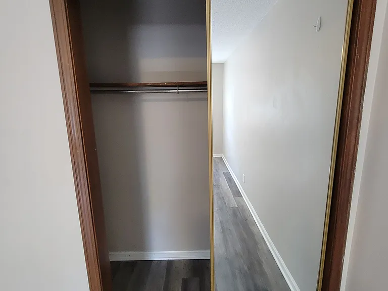 5725 Leavenworth Rd #4 — Photo 14