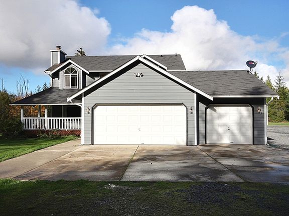 4th image of 38318 58th Avenue Ct E