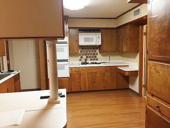 5th image of 425 S Holly Hill Cir