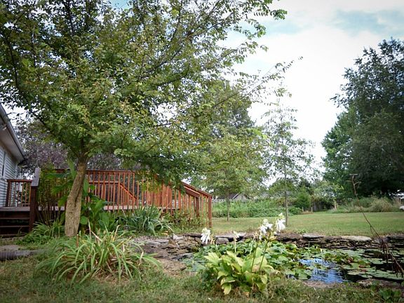 4th image of 71 Pleasant Place Way