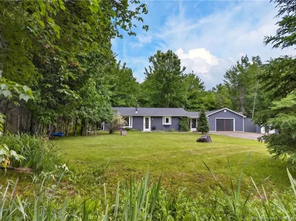 148 Jerry Chessie Rd, Hanwell, NB E6K 3B4