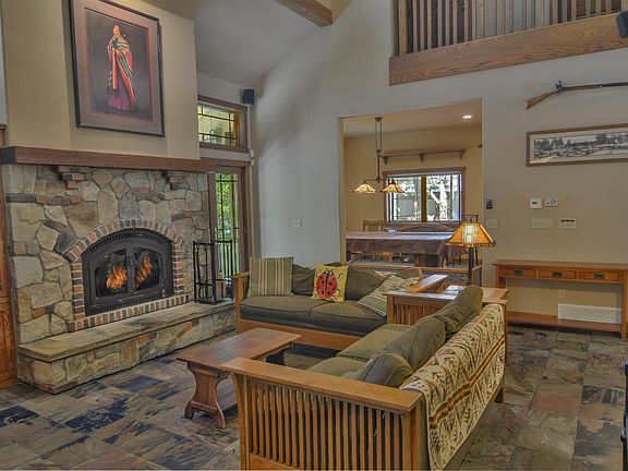 3rd image of 1086 Mallard Dr