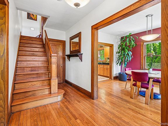 3rd image of 281 Piermont Avenue
