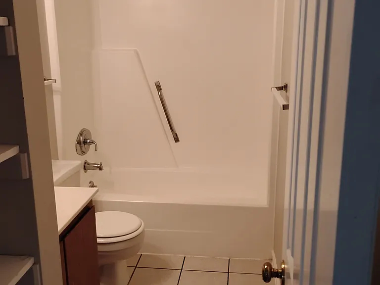 4154 Hickory Ln — Photo 9