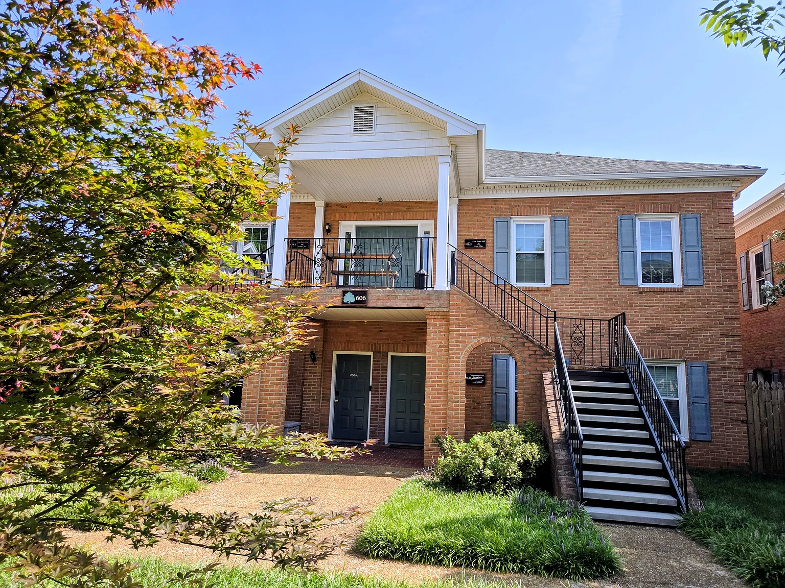 4 bed, 1000 sqft, $1,100 — Photo 4