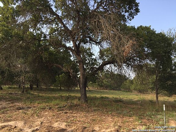 5th image of 109 E Eden Vly