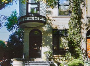 1700 N Crilly Ct, Chicago, IL 60614