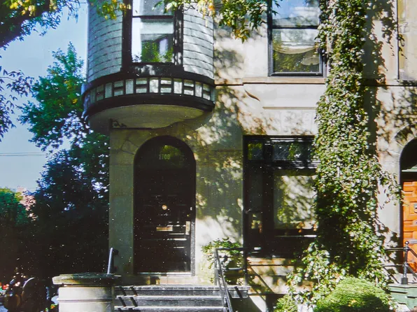 1700 N Crilly Ct, Chicago, IL 60614