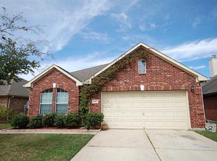 2871 Diamond Bay Dr, Dickinson, TX 77539