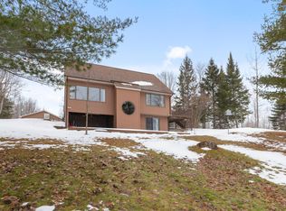 5276 Hiawatha Dr, Cheboygan, MI 49721