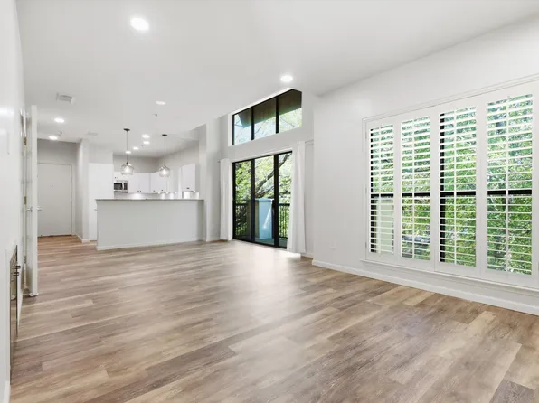 4122 Avondale Ave APT 204, Dallas, TX 75219
