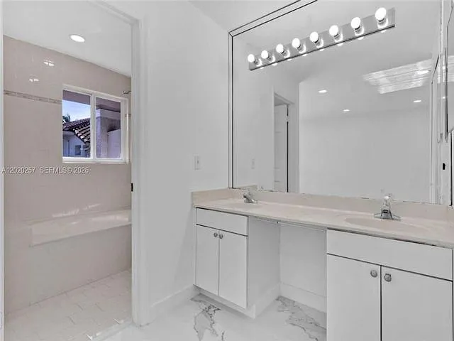 10245 SW 154th Pl #112-3 — Photo 15