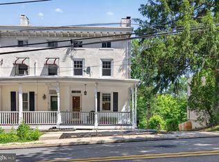 238 Barren Hill Rd, Conshohocken, PA 19428