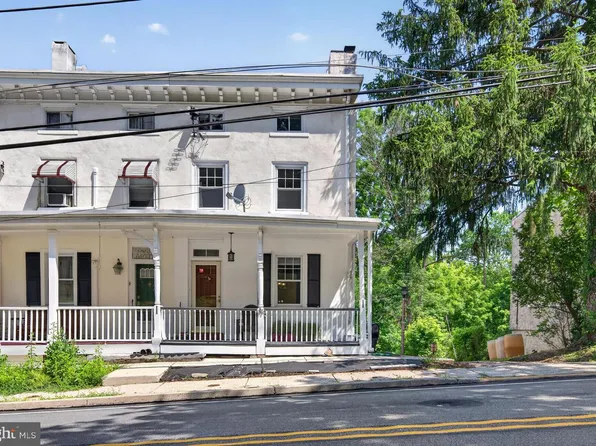 238 Barren Hill Rd, Conshohocken, PA 19428