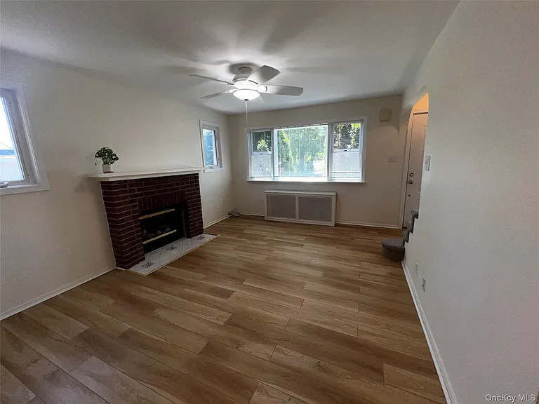 2457 4th Ave — Photo 12