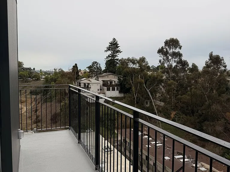Rainford Apartments — Photo 136