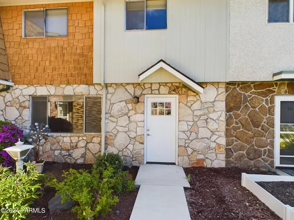 101 N 58th Ave, Yakima, WA 98908