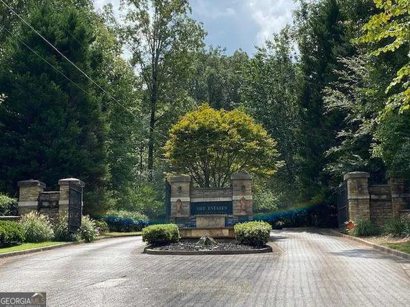 22 Allatoona Estates Dr SE, Acworth, GA 30102