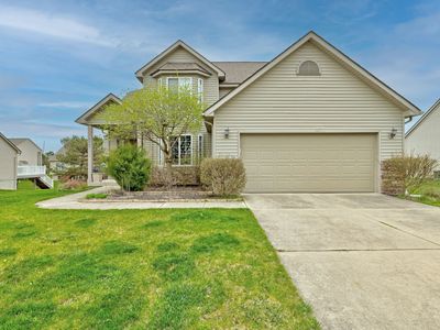 4045 Grand Oaks Trl, Burton, MI, 48519