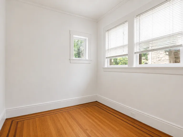 2154 Emerson Ave — Photo 10