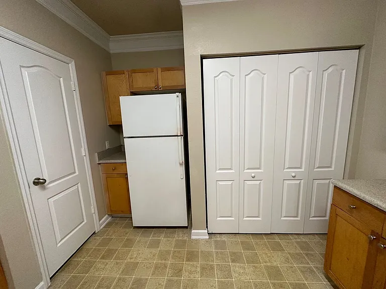8836 Villa View Cir #201 — Photo 7