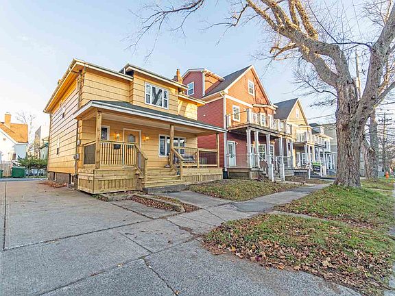 3rd image of 1423 Henry St
