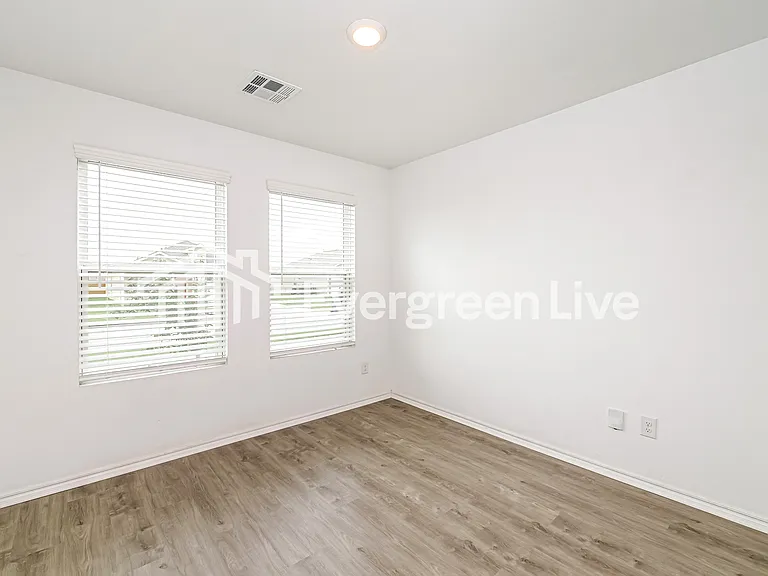 10905 SW 22nd St — Photo 7
