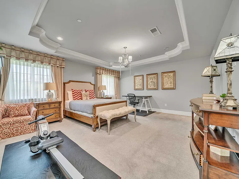 137 W Winnie Way — Photo 38