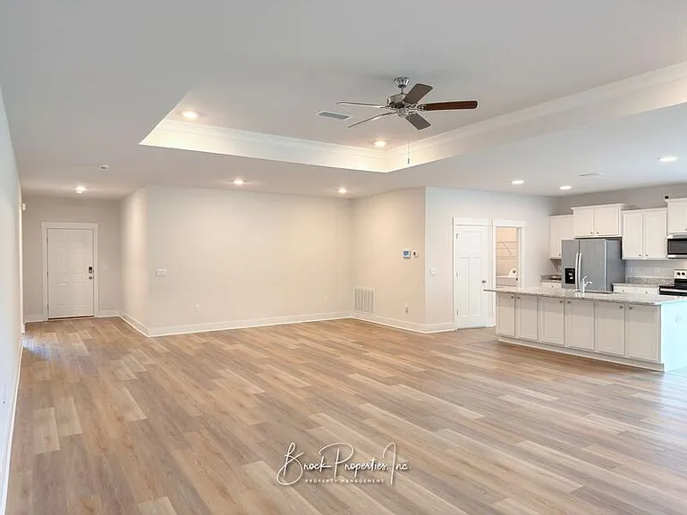 6052 Rutherford Loop — Photo 6