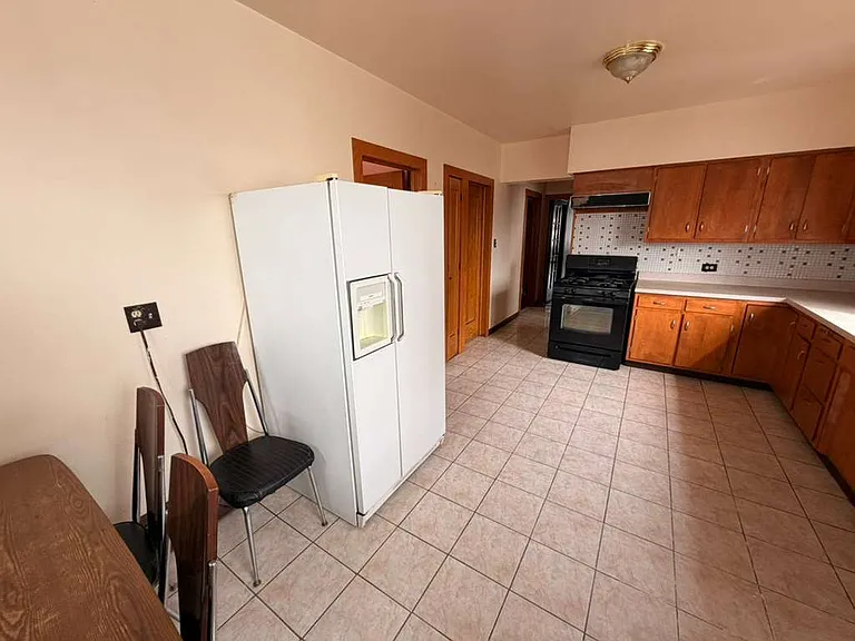 3025 W 54th Pl #1 — Photo 9