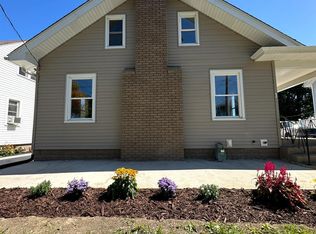 526 Sycamore Line, Sandusky, OH 44870