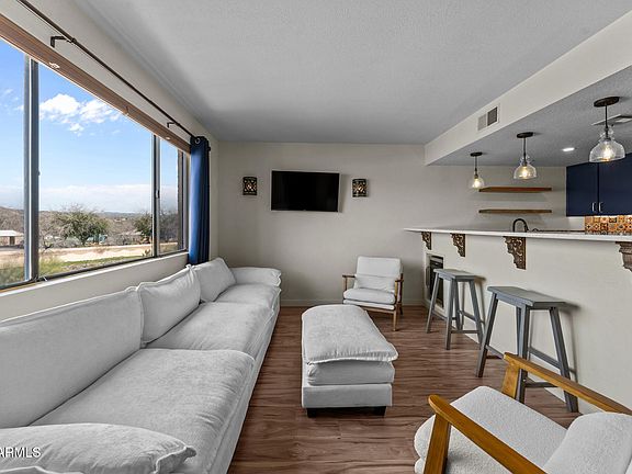 5th image of 455 N TEGNER Street #4