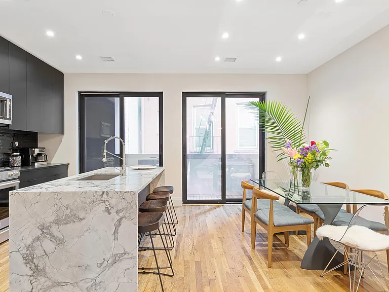 WFW Morgan, LLC - Duplex — Photo 3