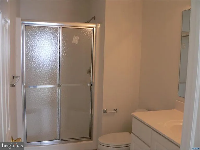 523 Red Bud Ct — Photo 5