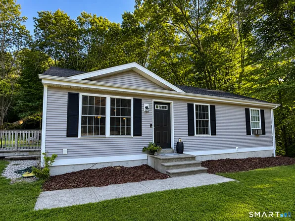 25 Lester Drive, Plainfield, CT 06332