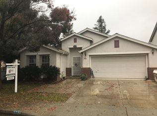 351 Red Robin Dr, Patterson, CA 95363