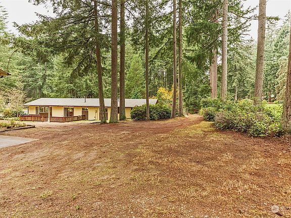 3rd image of 11123 Lake Josephine Avenue
