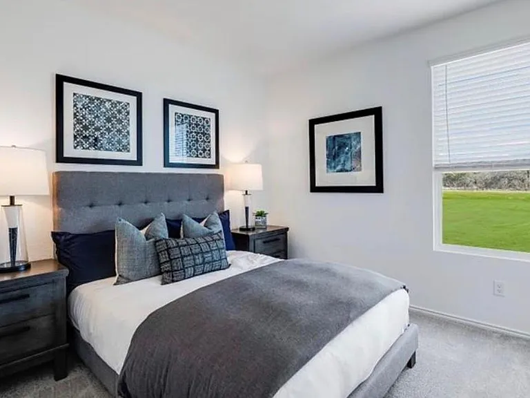 226 Draper Shadows Dr — Photo 27