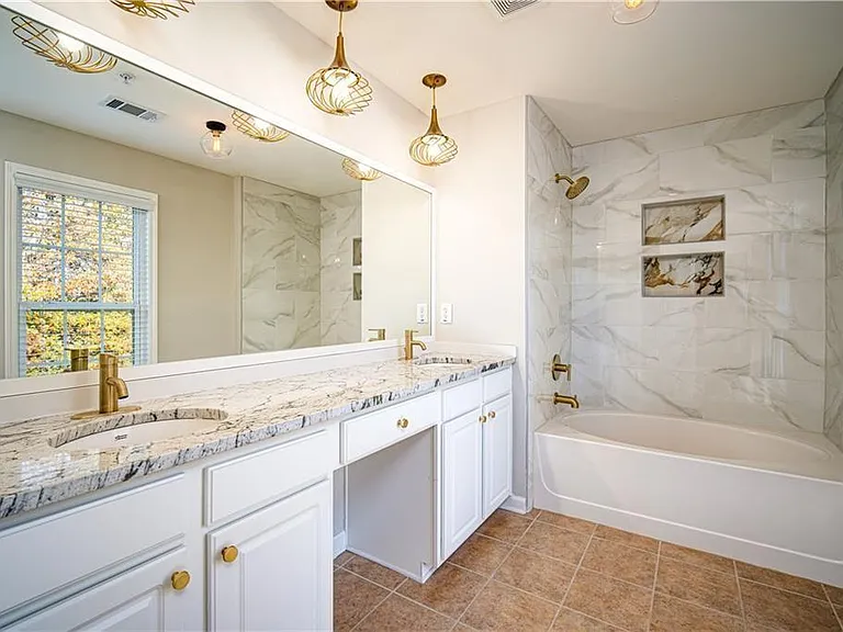 265 Balaban Cir — Photo 17