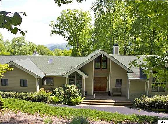 Built in 2000 by a craftsman builder Tectonics II