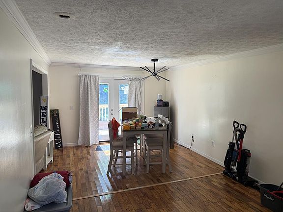 3rd image of 54 Kirk Hill Rd